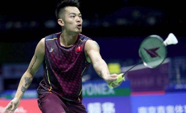 他都在向目 他都在向目