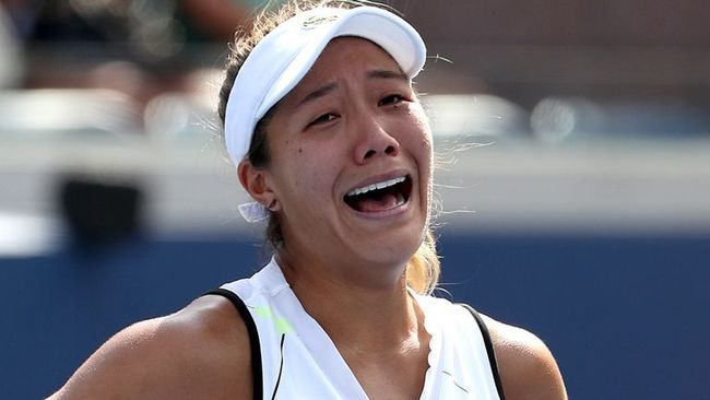 替补席上的 替补席上的