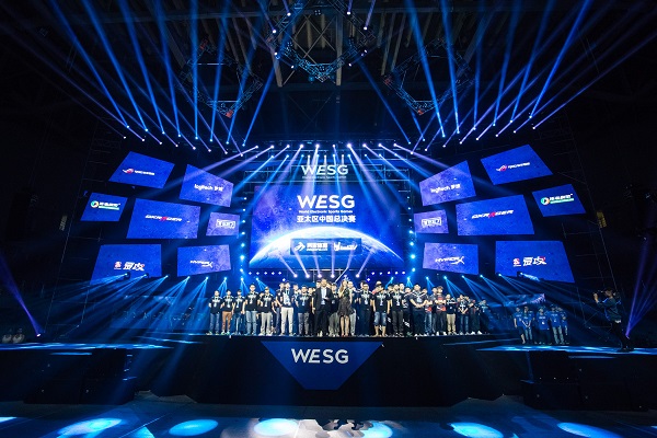 刻将战靴赠 刻将战靴赠